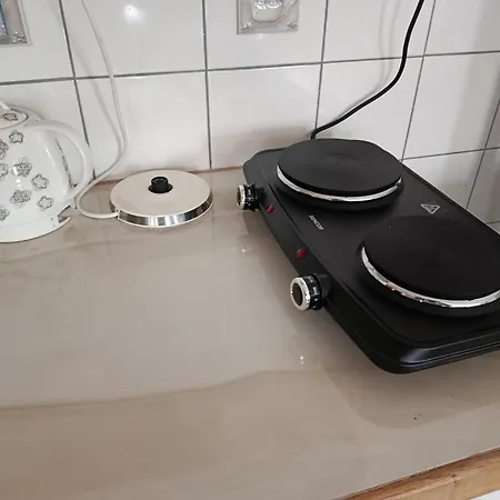 Roubenka V Ceskem Raji * Kneznice